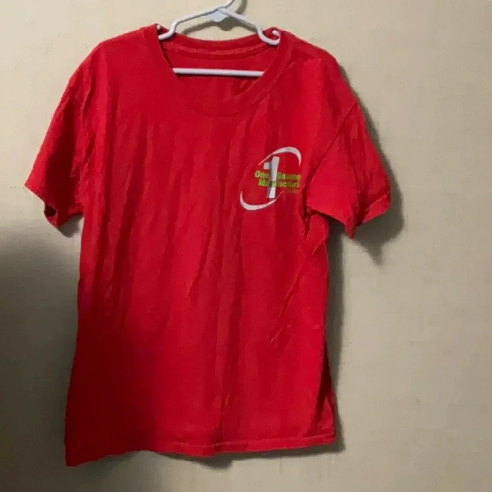 Red Tee
